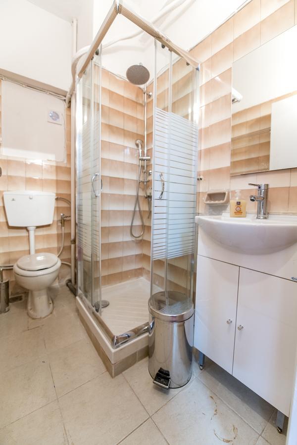 Cinema Museum Apartment Athena Bagian luar foto